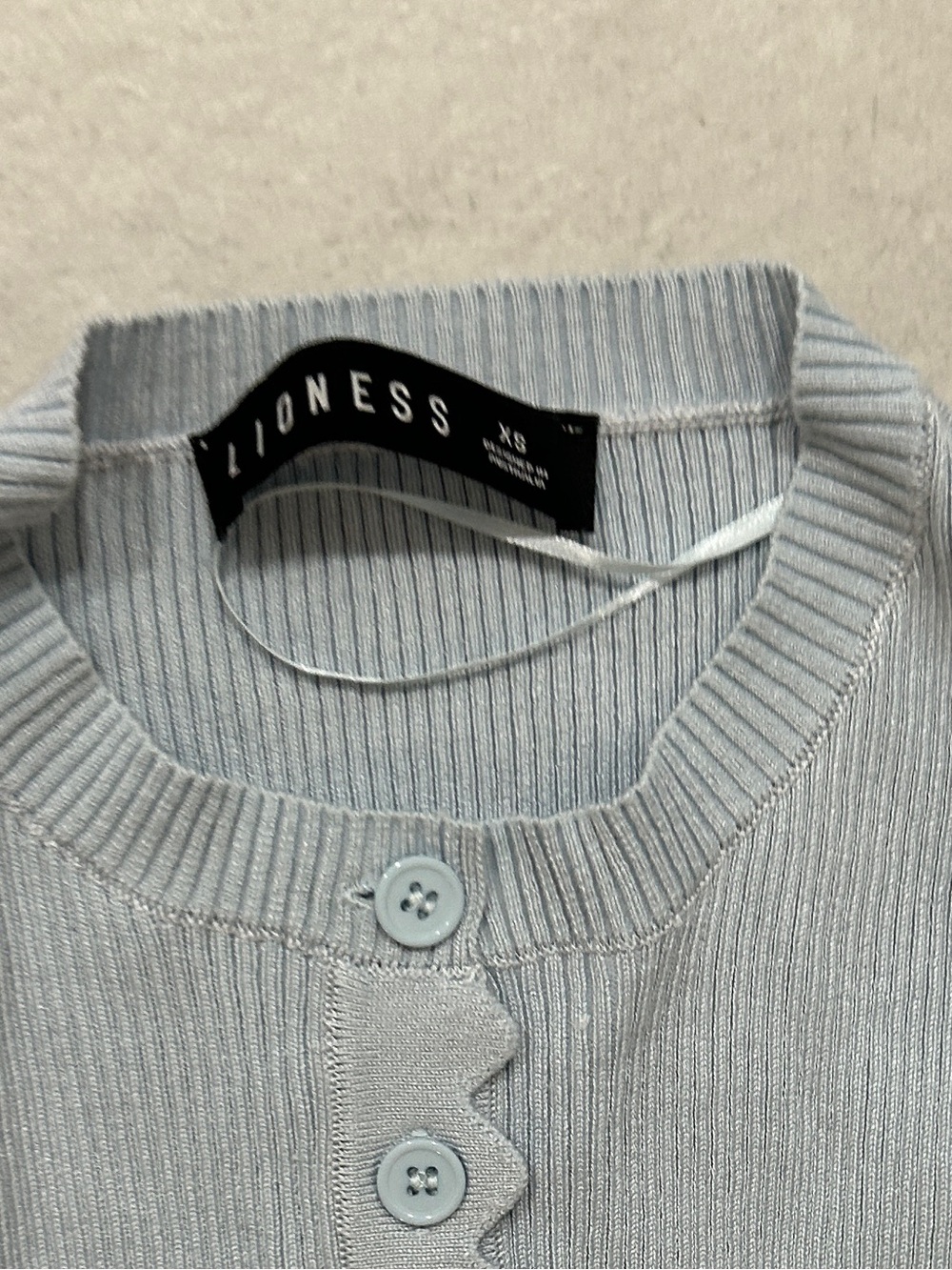 Ivy League Top and bottoms in Soft Blue
LIONESS size XS - Picture 7 of 14